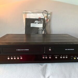 Sanyo VHS to DVD Recorder